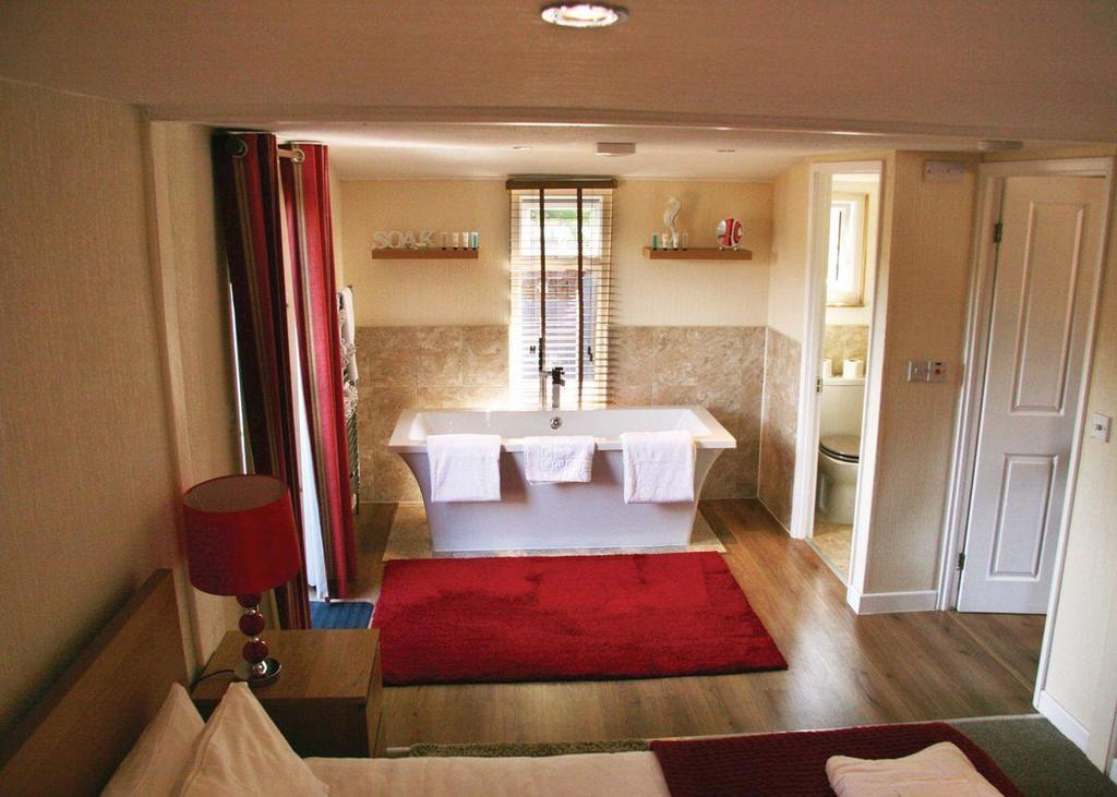 Weston Wood Lodges Melbourne  Eksteriør bilde